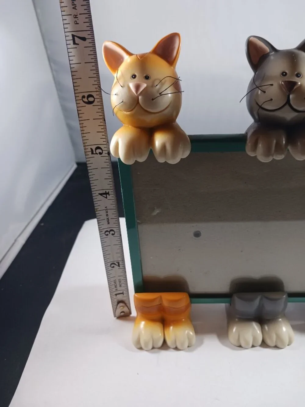 Vintage Hand Painted Resin Cat Picture Frame Standing Cats